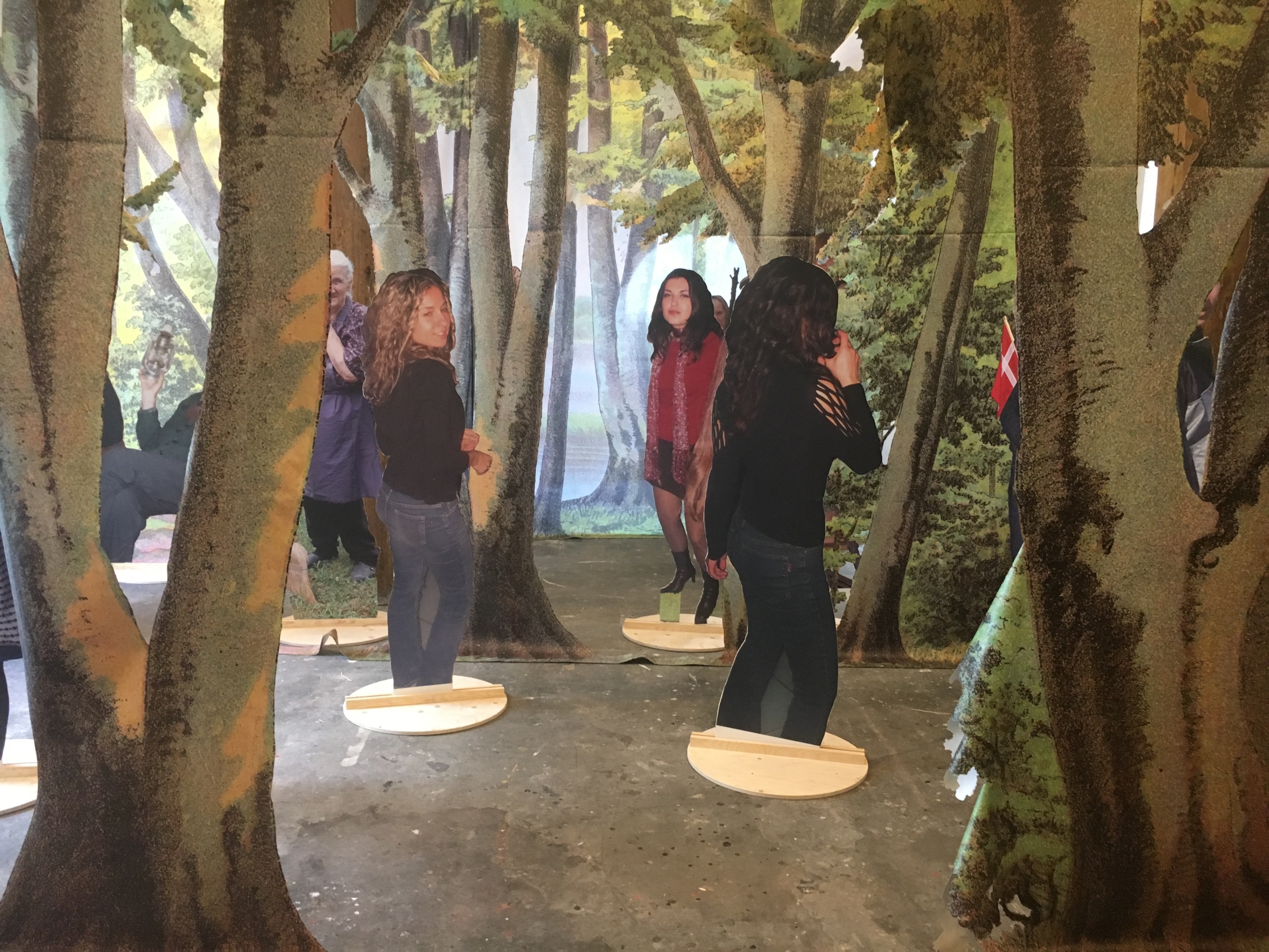 Ana Pavlovic: Paper Theater