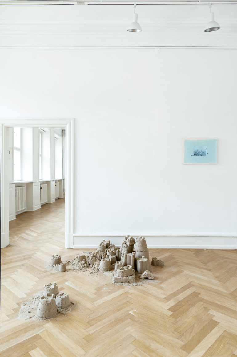 Gallery item